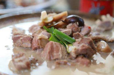 全套羊肉湯鍋制作流程 培訓湯鍋選料技術