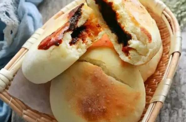 紅糖鍋盔，我的童年最愛(ài)