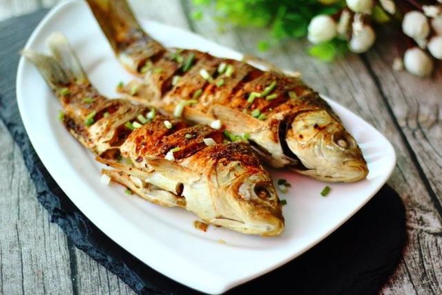 好吃到停不下筷子的香酥烤魚，做法簡單，少油少鹽，吃起來更健康