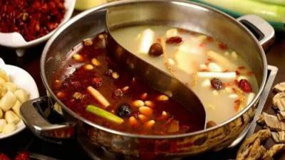 四川火鍋底料技術(shù)哪里好？免費(fèi)提供開店技術(shù)指導(dǎo)