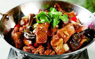 成都干鍋技術(shù)培訓(xùn)學(xué)校哪里專(zhuān)業(yè)？靠譜項(xiàng)目