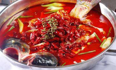 成都火鍋魚技術(shù)培訓(xùn)班哪里正宗？學(xué)員動(dòng)手操作