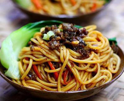  四川雜醬面食技能培訓(xùn)班哪里好？碗碟的調(diào)制