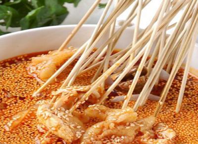 四川缽缽雞技術培訓學校哪家專業(yè)？底料炒制技術及保管