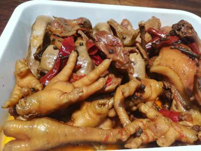 麻辣鹵菜技術培訓機構哪里專業(yè)？餐飲小吃培訓機構