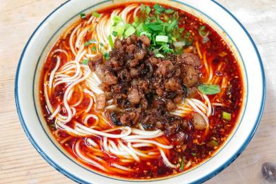 面食技術(shù)培訓(xùn)學(xué)校哪里比較專業(yè)？成都面食培訓(xùn)學(xué)校