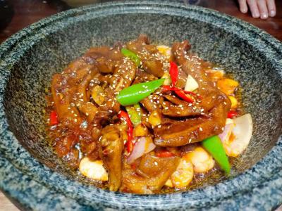 干鍋糯香鴨掌技術(shù)培訓(xùn)哪里好？技術(shù)毫無保留傳授