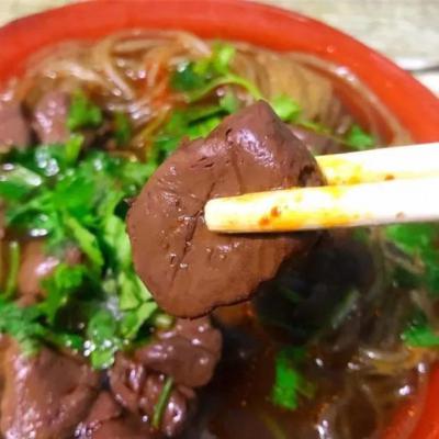 鴨血粉絲技術(shù)培訓(xùn)學(xué)校哪里好？湯料制作技巧