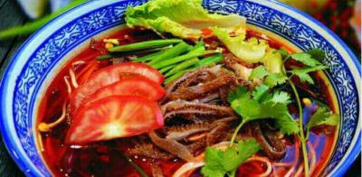 火鍋米線技術(shù)做法哪里一對一教學(xué)？成都餐飲培訓(xùn)學(xué)校