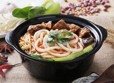 土豆粉培訓(xùn)哪個(gè)好？口感鮮美的土豆粉做法