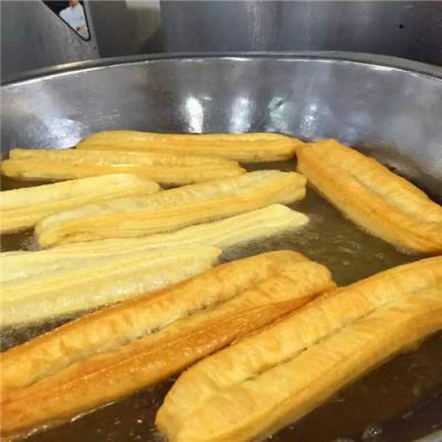  酥脆無礬油條的技術(shù)培訓在哪里？成都小吃培訓中心