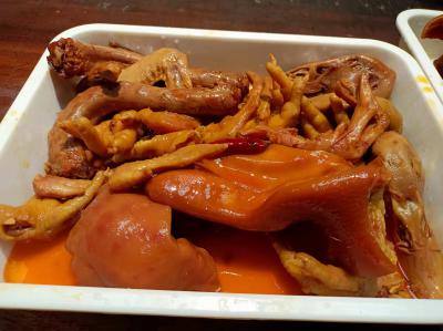 五香麻辣鹵菜培訓中心哪家好？親自動手操作