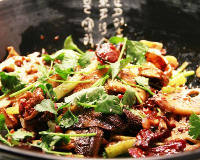  麻辣香鍋技術(shù)培訓(xùn)班哪里好？紅油和老油的處理方法