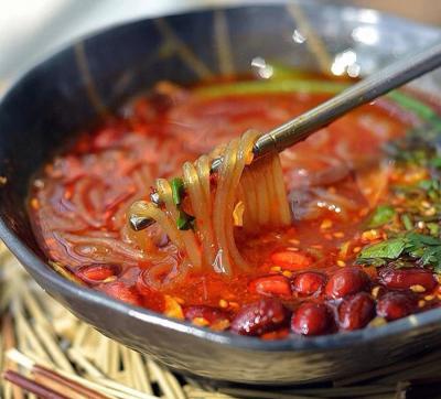 成都餐飲培訓(xùn)學(xué)校，重慶酸辣粉培訓(xùn)哪家好？