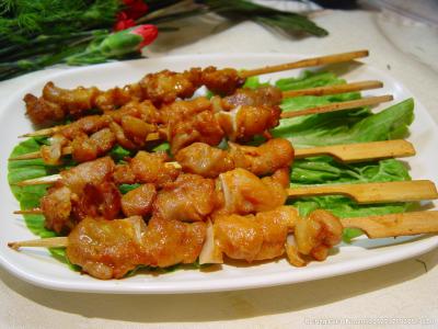 餐飲創(chuàng)業(yè)項(xiàng)目，無(wú)煙燒烤技術(shù)培訓(xùn)哪里比較好？