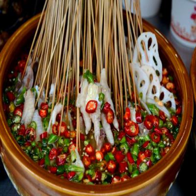 成都餐飲培訓(xùn)學(xué)校，學(xué)缽缽雞技術(shù)培訓(xùn)多少錢？