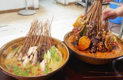 哪家培訓(xùn)學(xué)校哪家老師可以一對(duì)一教學(xué)？正宗缽缽雞技術(shù)培訓(xùn)