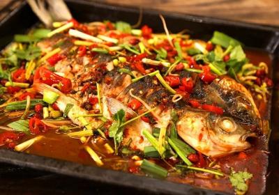 麻辣烤魚培訓(xùn)班哪家好一點？成都麻辣烤魚技術(shù)培訓(xùn)