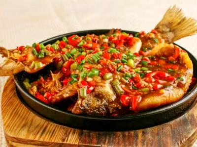 成都學(xué)燒烤烤魚哪里有培訓(xùn)？,培訓(xùn)成都烤魚有前途嗎？