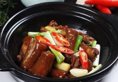 砂鍋菜技術(shù)培訓(xùn)班哪家好？蜀味緣小吃培訓(xùn)學(xué)校助您成就財(cái)富夢想