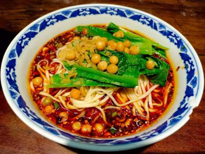 成都蜀味緣餐飲技術(shù)培訓(xùn)學(xué)校：學(xué)各種面食技術(shù)培訓(xùn)多少錢？